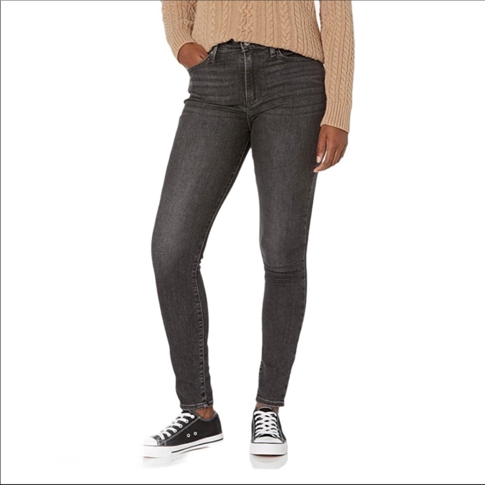 Levi’s 721 High Rise Skinny Jeans